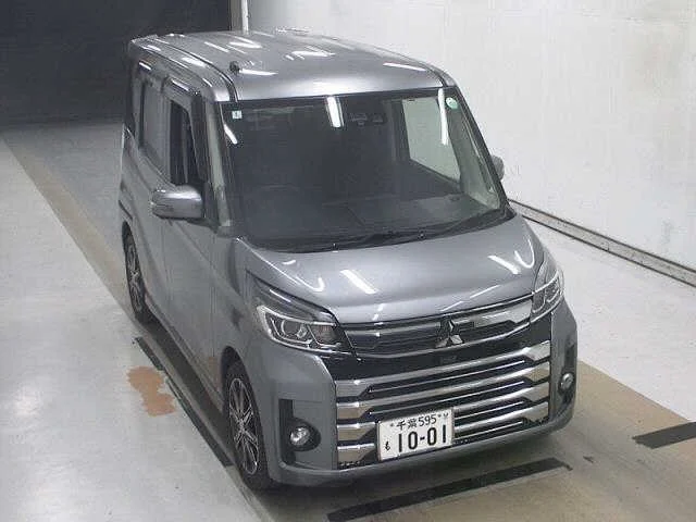 Mitsubishi eK X Space B11A 2018